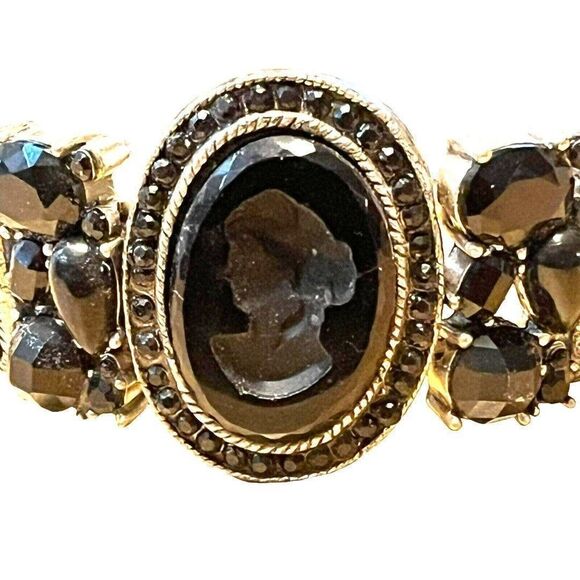 Costume Silver w/ Black Onyx Lucite Embossed Jewelry Bracelet Panels Stretch - Picture 4 of 8